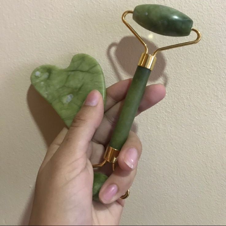 Kit Rolo de Jade + Gua Sha Anti-Idade