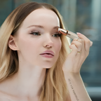 Aparador de sobrancelha elétrico - mini depilador