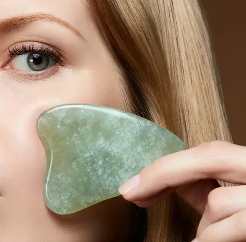 Kit Rolo de Jade + Gua Sha Anti-Idade